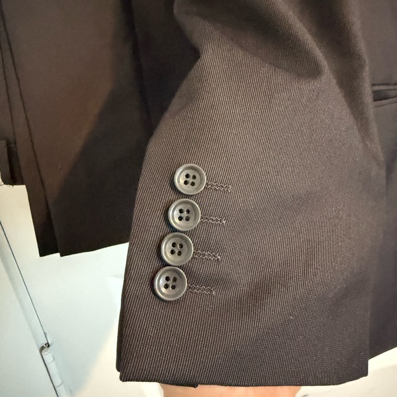 Men suit - Picture 4 of 16